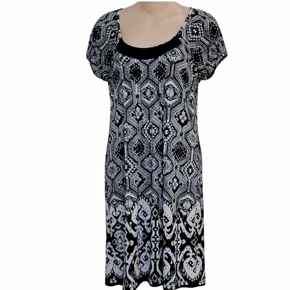 ECI New York Black & White Mixed Print Dress